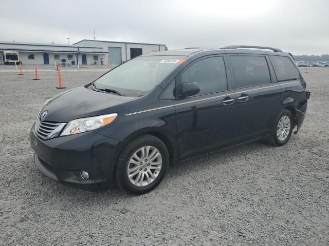 TOYOTA SIENNA XLE 2015 with VIN 5TDYK3DC7FS625892 - Photo from auction