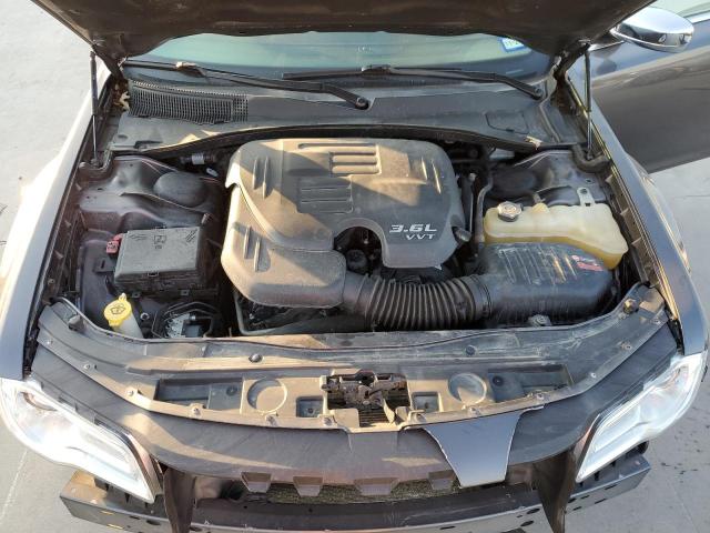 Photo 11 from auction – 2017 CHRYSLER 300C with VIN 2C3CCAEG9HH596513