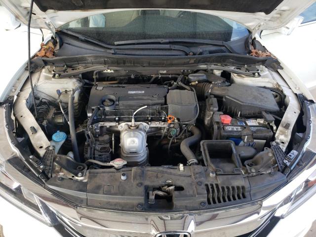 Photo 11 from auction – 2017 HONDA ACCORD with VIN 1HGCR2F71HA157420