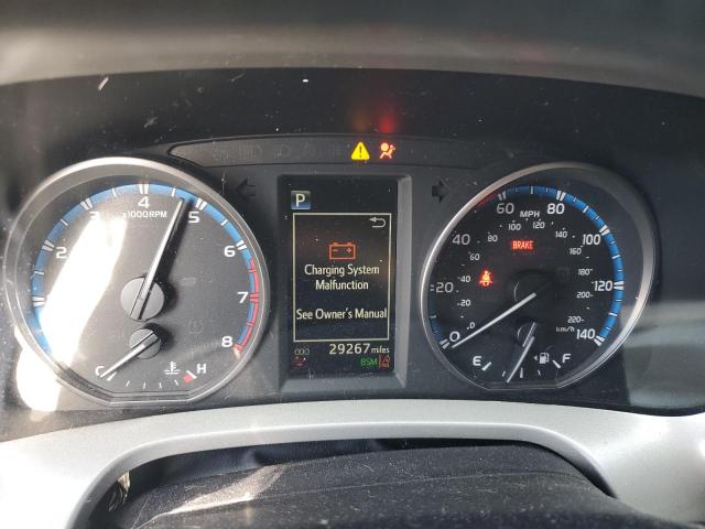 Photo 9 from auction – 2018 TOYOTA RAV4 ADVEN with VIN 2T3RFREV5JW798068