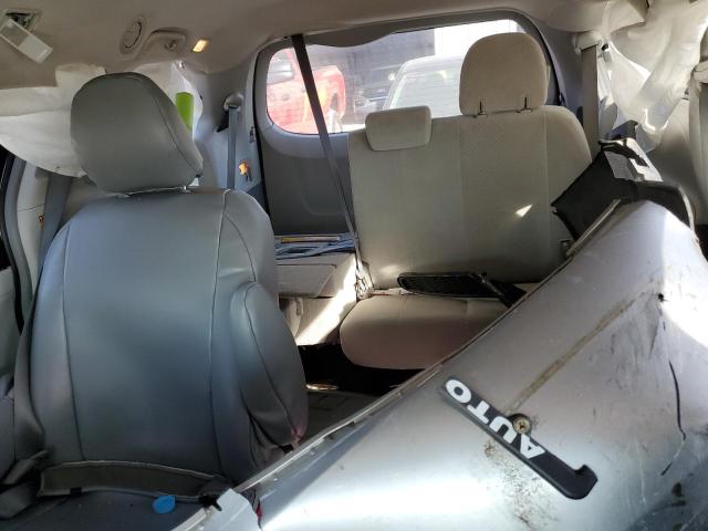 Photo 10 from auction – 2014 TOYOTA SIENNA LE with VIN 5TDJK3DC5ES087208