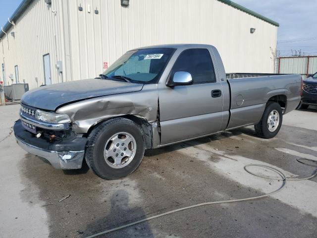 CHEVROLET SILVERADO 2000 with VIN 1GCEC14T3YE280695 - Photo from auction