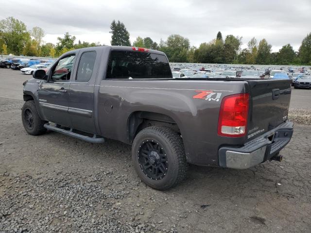 Photo 2 from auction – 2011 GMC SIERRA K15 with VIN 1GTR2VE35BZ145504