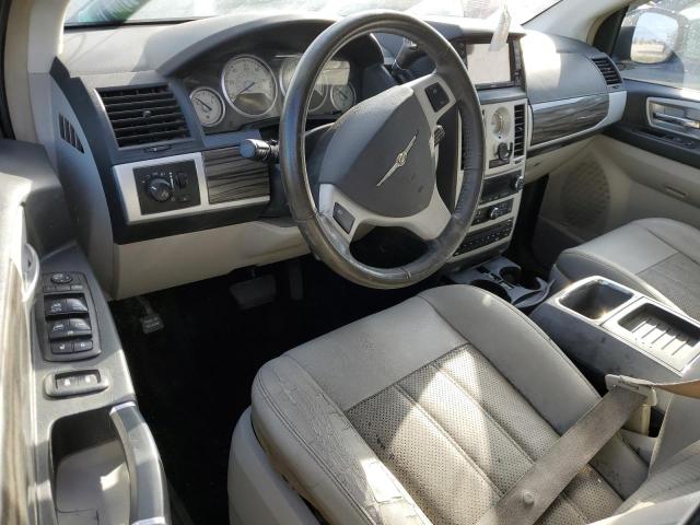 Photo 8 from auction – 2010 CHRYSLER TOWN & COU with VIN 2A4RR8DX8AR387238