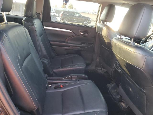 Photo 11 from auction – 2016 TOYOTA HIGHLANDER with VIN 5TDJKRFH1GS322461