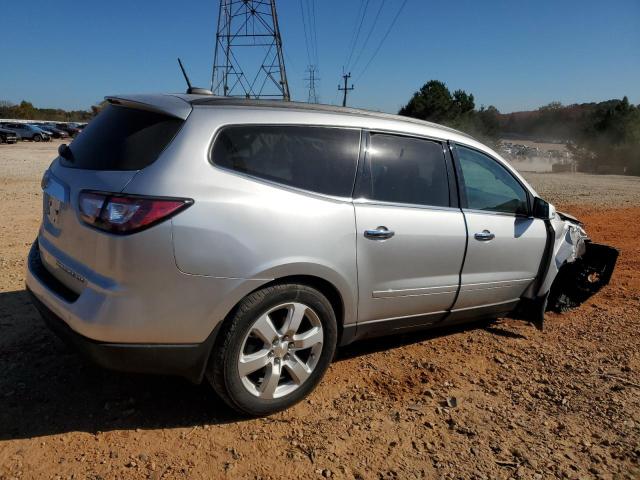 Photo 3 from auction – 2017 CHEVROLET TRAVERSE L with VIN 1GNKVGKD2HJ264823