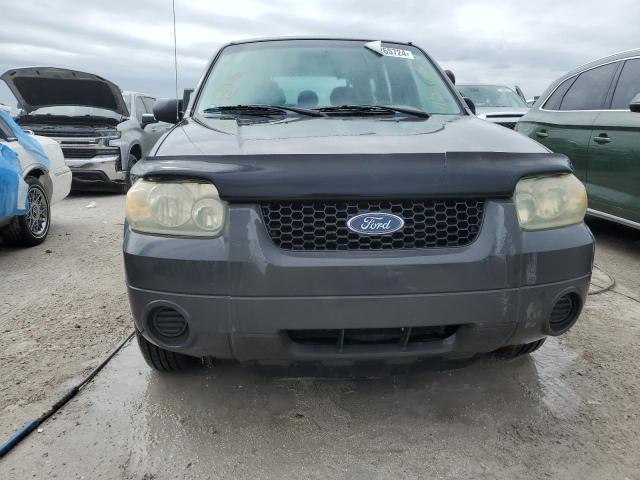 Photo 5 from auction – 2005 FORD ESCAPE XLS with VIN 1FMYU02Z95KA17437