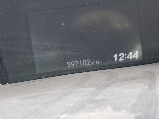 Photo 9 from auction – 2012 HONDA CIVIC LX with VIN 2HGFB2F51CH577009
