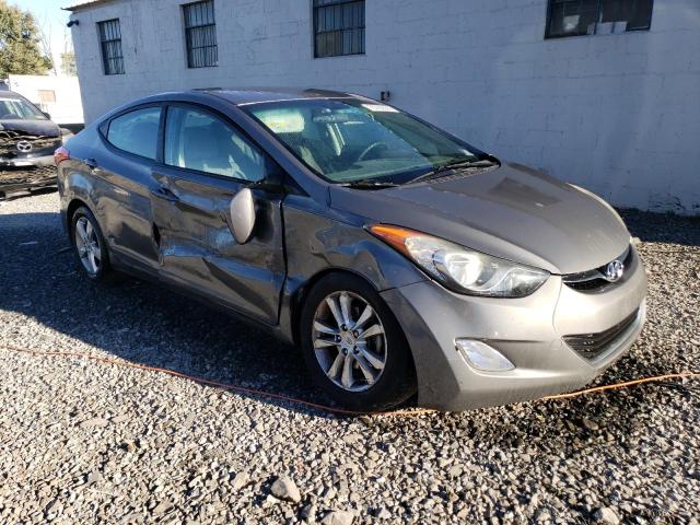 Photo 4 from auction – 2013 HYUNDAI ELANTRA GL with VIN 5NPDH4AE3DH355877