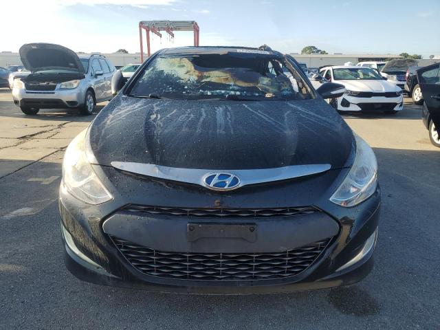 Photo 5 from auction – 2011 HYUNDAI SONATA HYB with VIN KMHEC4A47BA018932