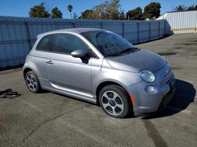 Photo 4 from auction – 2015 FIAT 500 with VIN 3C3CFFGE6FT672709