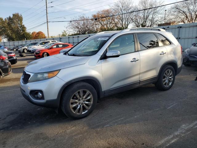 KIA SORENTO EX 2011 with VIN 5XYKU4A25BG031388 - Photo from auction