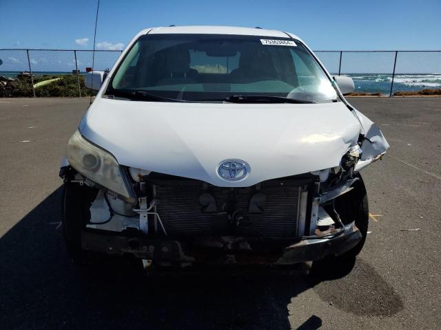 Photo 5 from auction – 2011 TOYOTA SIENNA LE with VIN 5TDKK3DC2BS060743