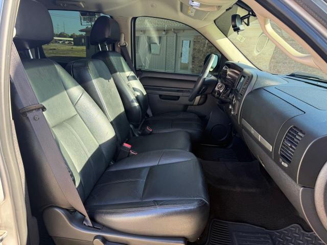 Photo 5 from auction – 2011 CHEVROLET SILVERADO with VIN 3GCPKSE34BG160971