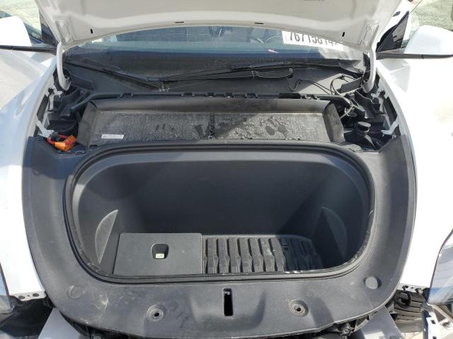 Photo 11 from auction – 2022 TESLA MODEL Y with VIN 7SAYGDEE5NA016133