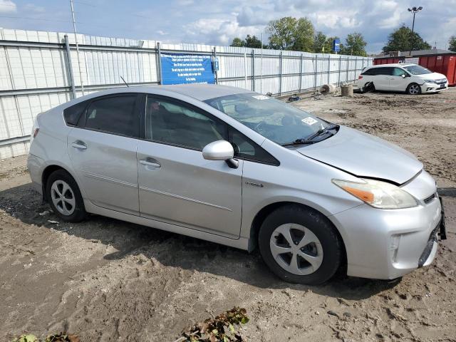 Photo 4 from auction – 2014 TOYOTA PRIUS with VIN JTDKN3DU3E1736716