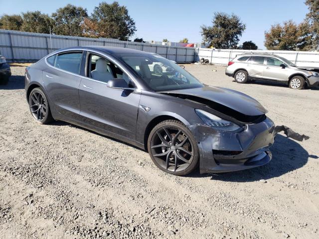 Photo 4 from auction – 2018 TESLA MODEL 3 with VIN 5YJ3E1EB7JF100422
