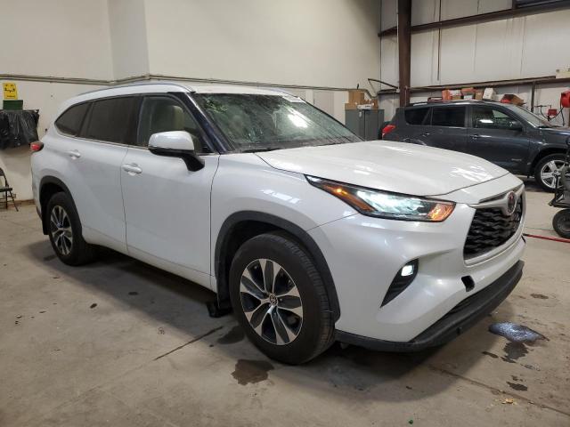 Photo 4 from auction – 2022 TOYOTA HIGHLANDER with VIN 5TDGZRBH5NS206270