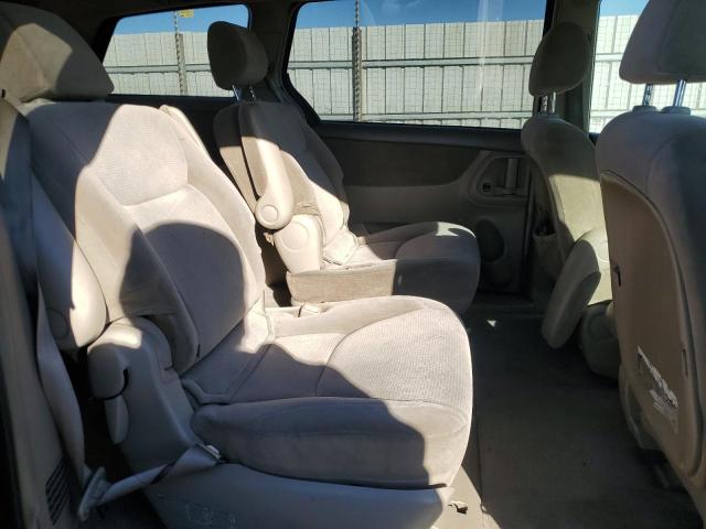 Photo 11 from auction – 2004 TOYOTA SIENNA CE with VIN 5TDZA23C14S043478