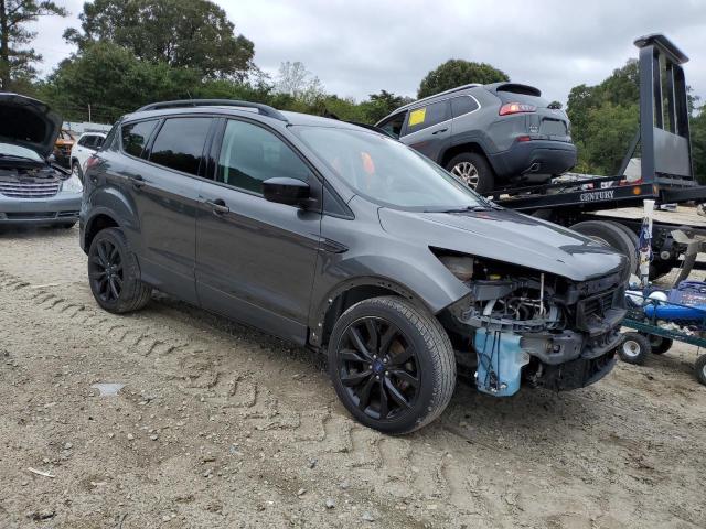 Photo 4 from auction – 2017 FORD ESCAPE SE with VIN 1FMCU0GD6HUA20859