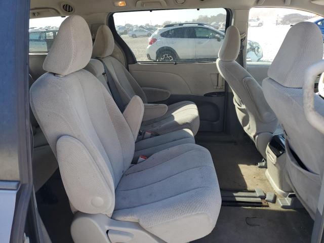 Photo 11 from auction – 2012 TOYOTA SIENNA LE with VIN 5TDKK3DC3CS256594
