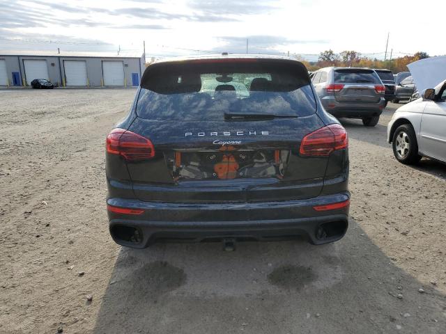 Photo 6 from auction – 2017 PORSCHE CAYENNE with VIN WP1AA2A29HKA83228