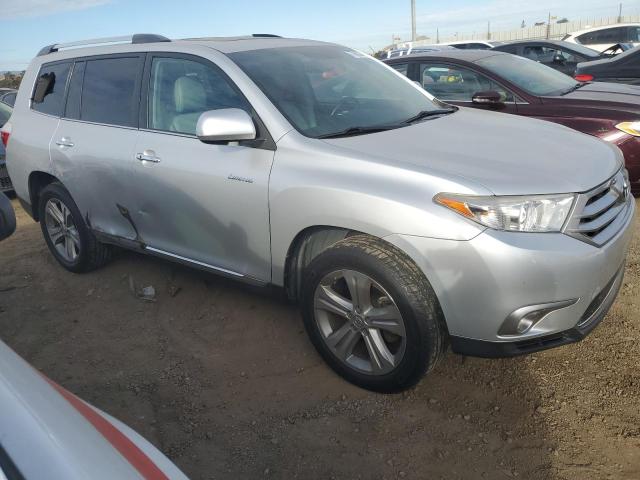 Photo 4 from auction – 2012 TOYOTA HIGHLANDER with VIN 5TDDK3EH5CS137853