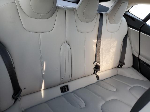 Photo 10 from auction – 2015 TESLA MODEL S 85 with VIN 5YJSA1H21FF080873