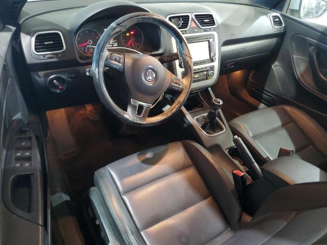 Photo 8 from auction – 2011 VOLKSWAGEN EOS with VIN WVWAA7AH8BV000557