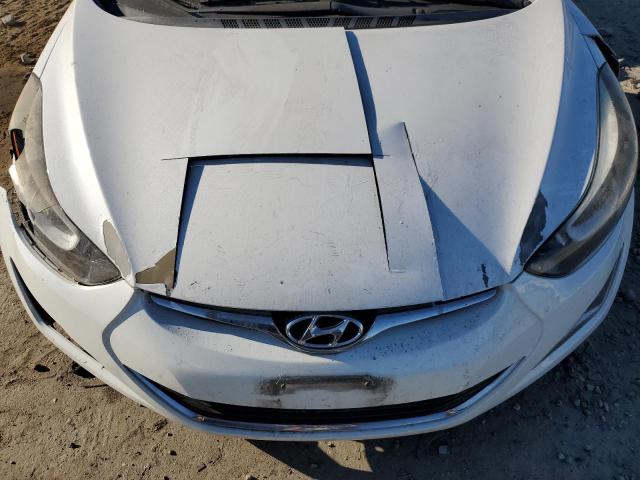 Photo 11 from auction – 2016 HYUNDAI ELANTRA SE with VIN 5NPDH4AE2GH776445