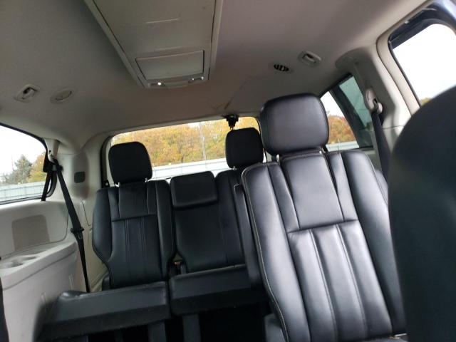 Photo 10 from auction – 2013 CHRYSLER TOWN & COU with VIN 2C4RC1BG7DR630155