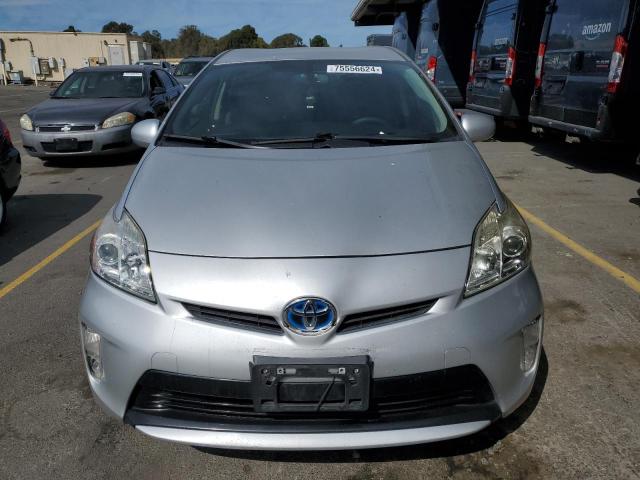 Photo 5 from auction – 2013 TOYOTA PRIUS with VIN JTDKN3DU5D0348083