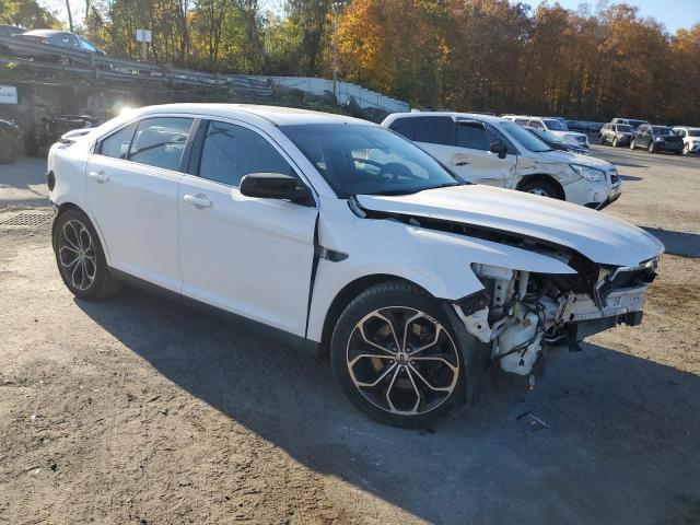 Photo 4 from auction – 2013 FORD TAURUS SHO with VIN 1FAHP2KT3DG101036