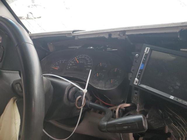 صورة رقم 9 من المزاد - 2004 CHEVROLET SILVERADO مع VIN 2GCEK13T841302075