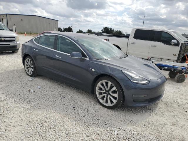 Photo 4 from auction – 2018 TESLA MODEL 3 with VIN 5YJ3E1EB4JF185056
