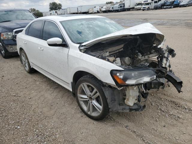 Photo 4 from auction – 2015 VOLKSWAGEN PASSAT SE with VIN 1VWBV7A32FC088792