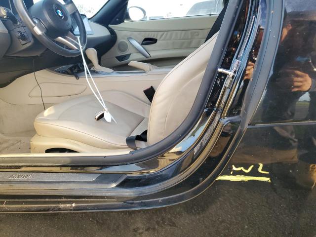 Photo 12 from auction – 2003 BMW Z4 2.5 with VIN 4USBT33423LS47498