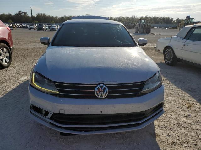 Photo 5 from auction – 2017 VOLKSWAGEN JETTA S with VIN 3VW2B7AJ1HM327760