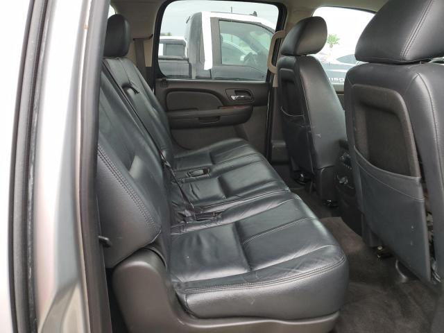 Photo 11 from auction – 2013 CHEVROLET SUBURBAN C with VIN 1GNSCHE07DR137842