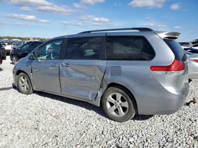 Photo 2 from auction – 2011 TOYOTA SIENNA LE with VIN 5TDKK3DCXBS115875