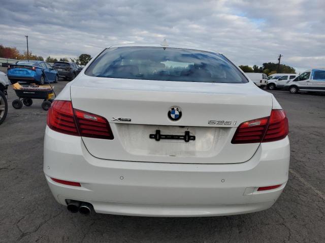 Photo 6 from auction – 2016 BMW 528 XI with VIN WBA5A7C50GG144388