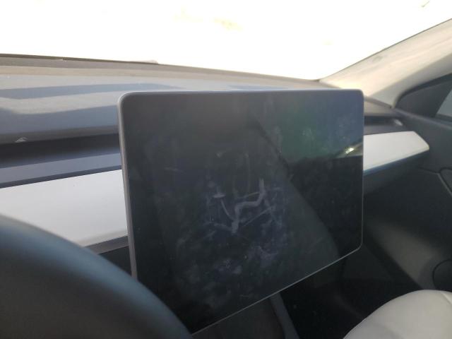 Photo 9 from auction – 2022 TESLA MODEL Y with VIN 7SAYGDEE4NF443435