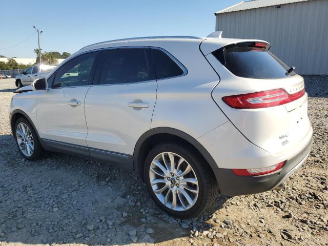 Photo 2 from auction – 2017 LINCOLN MKC RESERV with VIN 5LMCJ3C96HUL32852