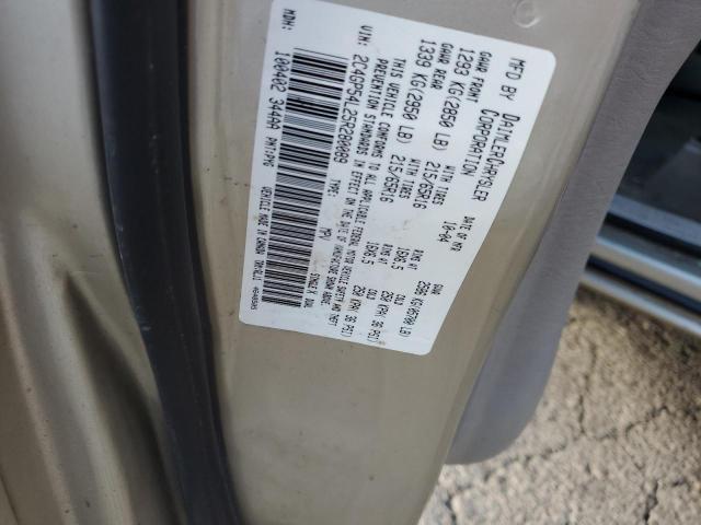 Photo 14 from auction – 2005 CHRYSLER TOWN & COU with VIN 2C4GP54L25R280089