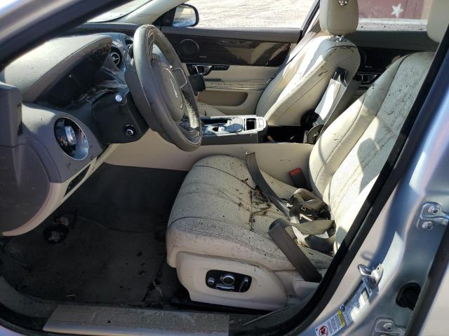 Photo 7 from auction – 2016 JAGUAR XJ with VIN SAJWJ1CD3G8V99940