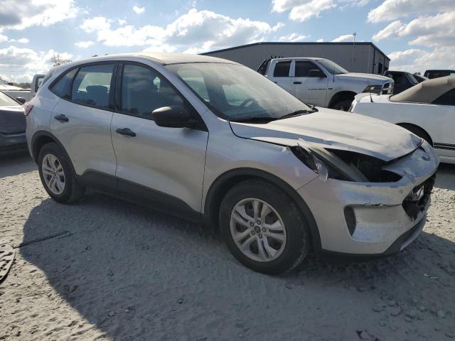 Photo 4 from auction – 2020 FORD ESCAPE S with VIN 1FMCU0F63LUA23021