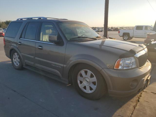 Photo 4 from auction – 2004 LINCOLN NAVIGATOR with VIN 5LMFU27R04LJ43736