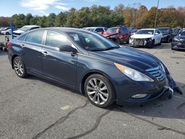 Photo 4 from auction – 2012 HYUNDAI SONATA SE with VIN 5NPEC4AC2CH372931
