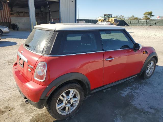 Photo 3 from auction – 2011 MINI COOPER with VIN WMWSU3C52BTX95668