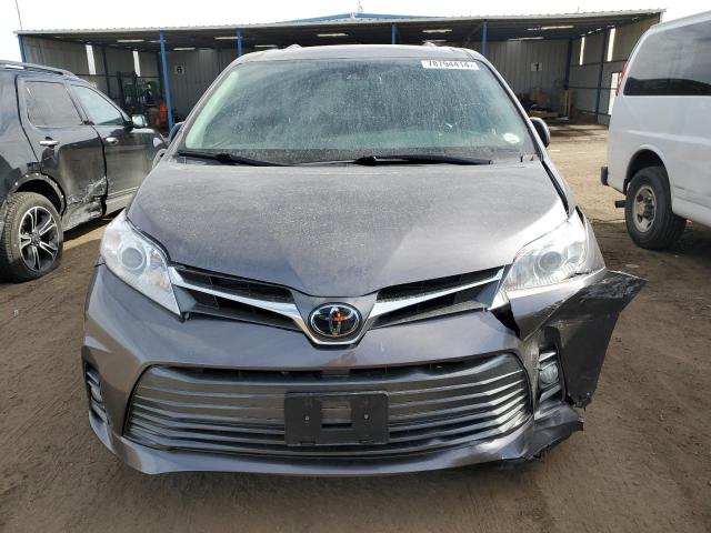 Photo 5 from auction – 2018 TOYOTA SIENNA XLE with VIN 5TDDZ3DC6JS206466